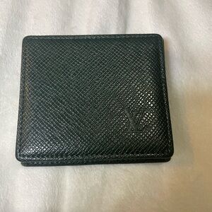 Louis Vuitton Green Taiga Coin Wallet 💚